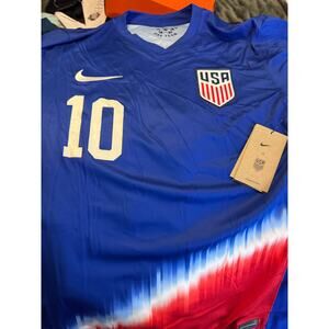 NWT Nike USMNT Christian Pulisic Soccer Jersey #10  Men's Medium Blue Gradient